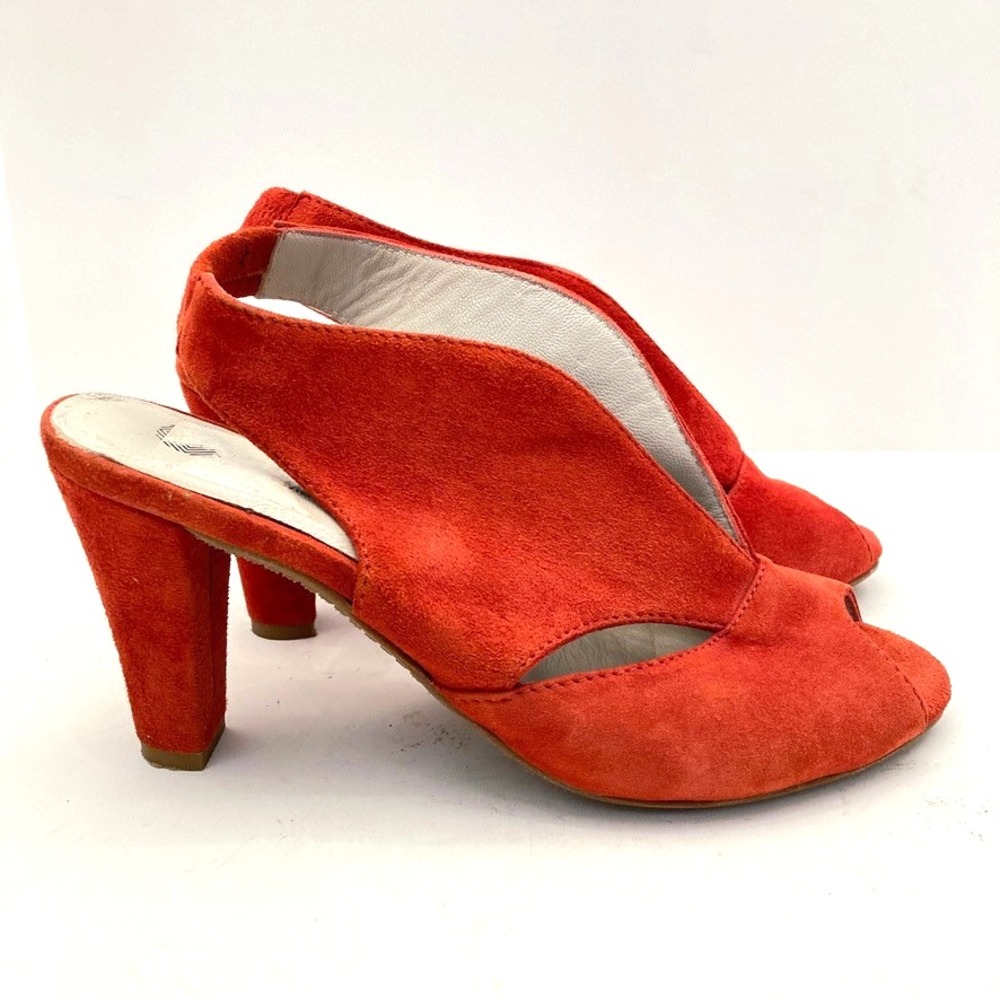 Eric Michael Peru Sandal Womens 36‎ US 5.5/6 Peep Toe Red Suede Leather Heels